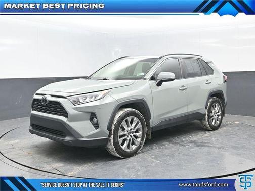 2019 Toyota RAV4 XLE Premium