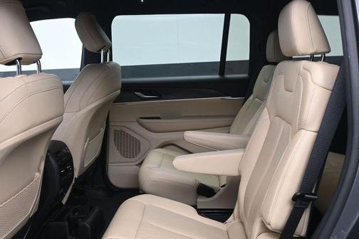 Metallic 2023 Jeep Grand Cherokee L Limited