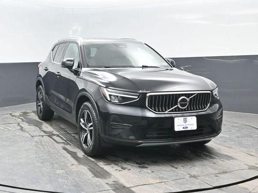 2024 Volvo XC40 B5 Core