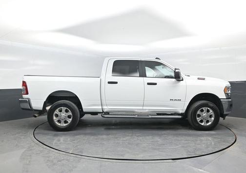 Bright White Clearcoat 2024 RAM 2500 BIG HORN