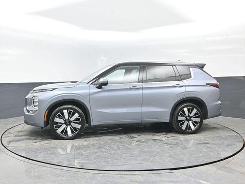2025 Mitsubishi Outlander 