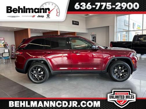 2025 Jeep Grand Cherokee Laredo