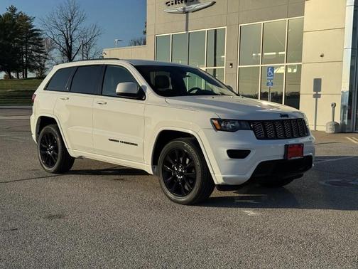2018 Jeep Grand Cherokee Altitude