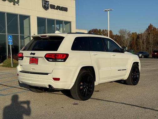 2018 Jeep Grand Cherokee Altitude
