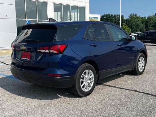 2023 Chevrolet Equinox LS