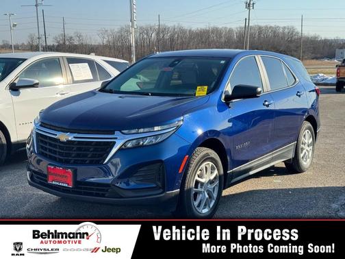 2023 Chevrolet Equinox LS