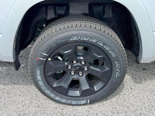 Silver Zynith 2026 RAM 1500 Big Horn/Lone Star