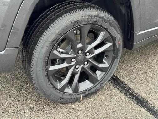 2026 Jeep Grand Cherokee Limited Reserve 4x4