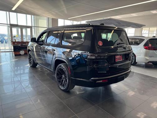 2026 Jeep Grand Wagoneer Limited Reserve