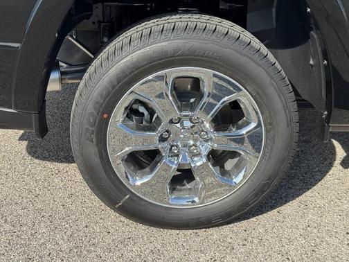 Diamond Black 2026 RAM 1500 Big Horn/Lone Star