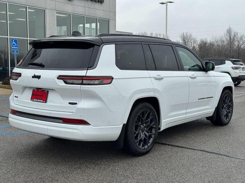 2026 Jeep Grand Cherokee L Summit 4x4