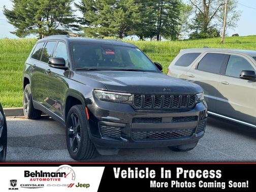 2023 Jeep Grand Cherokee L Laredo