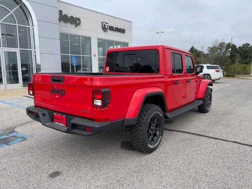 2025 Jeep Gladiator Sport
