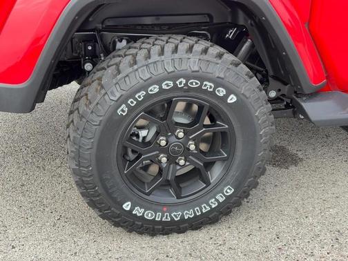 2025 Jeep Gladiator Sport