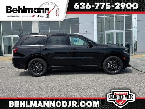 DB Black Clearcoat 2026 Dodge Durango GT HEMI V8