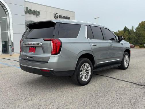 2024 GMC Yukon SLT