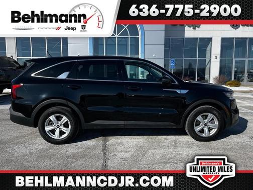 2023 Kia Sorento LX