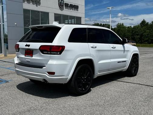 2018 Jeep Grand Cherokee Altitude