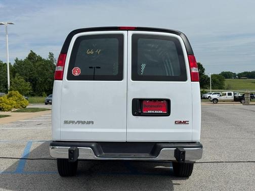 Summit White / White 2025 GMC Savana 2500 Work Van