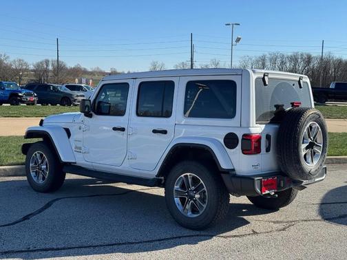 2022 Jeep Wrangler Unlimited Sahara