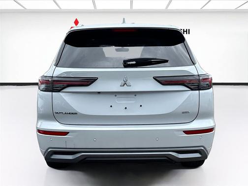 White Diamond 2026 Mitsubishi Outlander SEL 1.5T 2WD