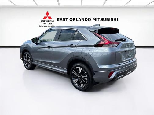 Mercury Gray Metallic 2026 Mitsubishi Eclipse Cross SEL