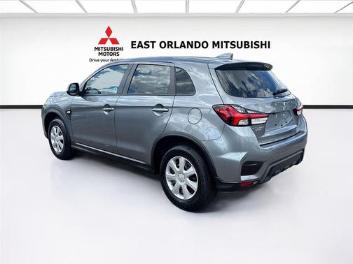 Mercury Gray Metallic 2026 Mitsubishi Outlander Sport 2.0 S