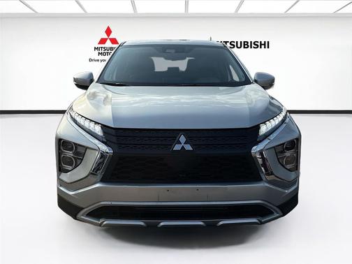 Alloy Silver Metallic 2025 Mitsubishi Eclipse Cross SE