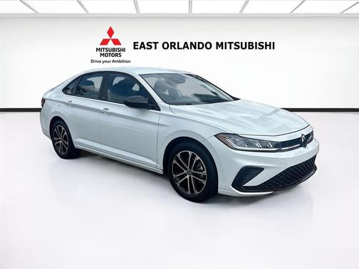 Pure White 2025 Volkswagen Jetta 1.5T Sport