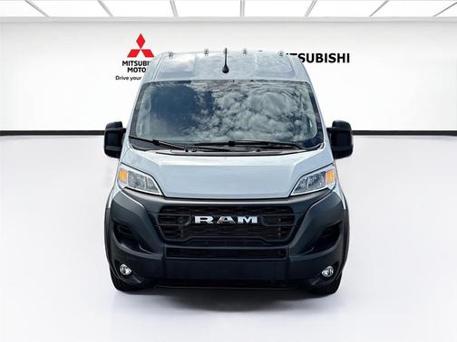 Bright White Clearcoat 2025 RAM ProMaster 2500 Tradesman