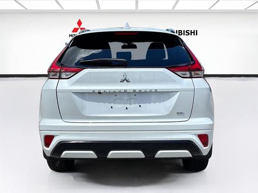 White Diamond 2026 Mitsubishi Eclipse Cross SEL