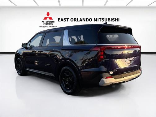 Deep Chroma Blue 2025 Kia Carnival LXS