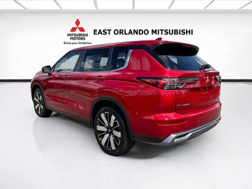 Red Diamond 2026 Mitsubishi Outlander SE 1.5T 2WD