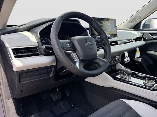 Cosmic Blue Metallic 2026 Mitsubishi Outlander SE 1.5T 2WD