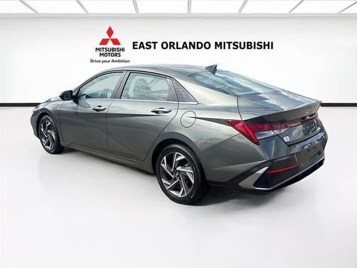 Amazon Gray 2025 Hyundai ELANTRA SEL