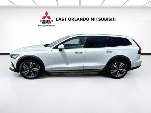 Crystal White Pearl 2025 Volvo V60 Cross Country Plus, B5 AWD Gas (mild hybrid)