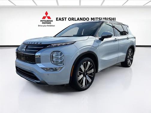 White Diamond With Black Roof 2026 Mitsubishi Outlander SEL 1.5T 2WD
