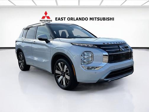 White Diamond With Black Roof 2026 Mitsubishi Outlander SEL 1.5T 2WD
