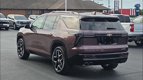 Stardust Metallic 2025 Chevrolet Traverse High Country