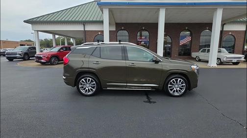 2024 GMC Terrain Denali