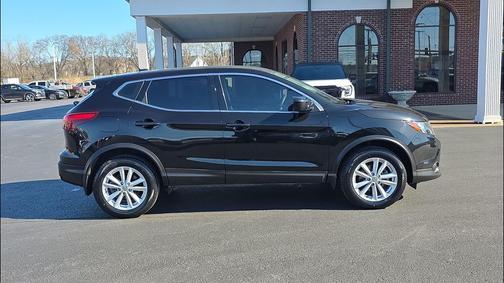 2018 Nissan Rogue Sport S