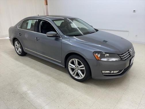 2013 Volkswagen Passat 2.0 TDI SEL Premium