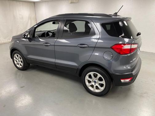 Photo 3 of 31 of 2019 Ford EcoSport SE