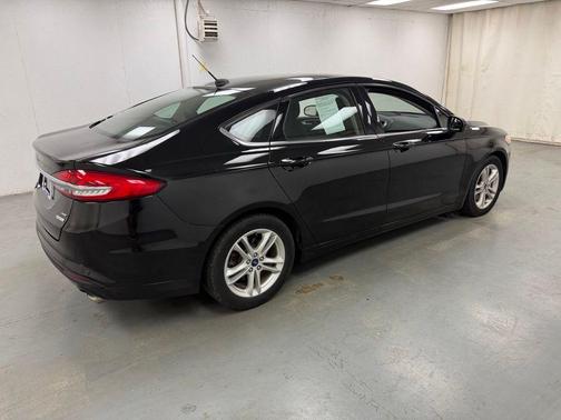 Shadow Black 2018 Ford Fusion SE