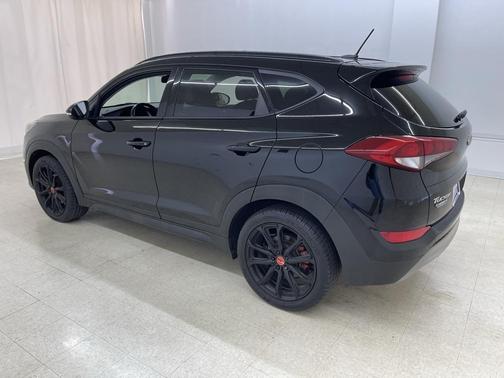 2017 Hyundai TUCSON Night