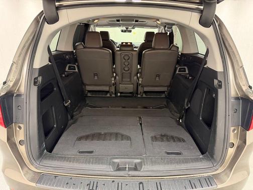 Modern Steel Metallic 2018 Honda Odyssey EX-L