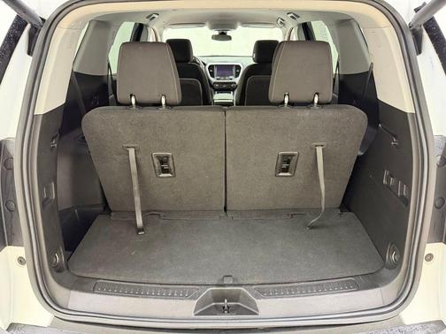 2023 GMC Acadia FWD SLE