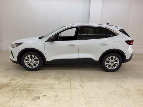 Oxford White 2024 Ford Escape Active