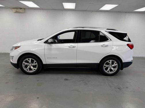 Summit White 2019 Chevrolet Equinox Premier