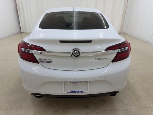 Summit White 2017 Buick Regal Turbo Premium II
